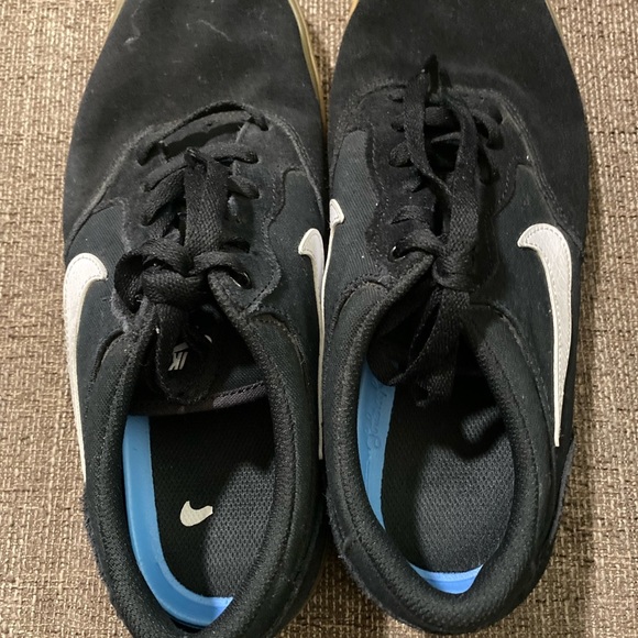 Nike SB Chronic 2 Black White Lace Up Sneakers Skater Flat Comfort Casual - Picture 6 of 6